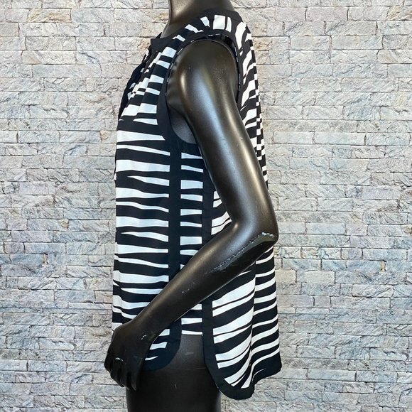 Attention Striped Pull Over Blouse - Picture 4 of 6